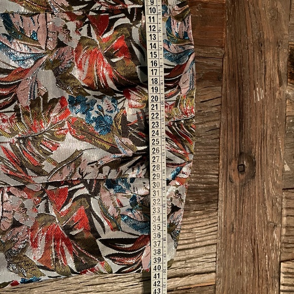 Reformation metallic Jacquard Strapless Bustier Top - Size 8 - Picture 5 of 7